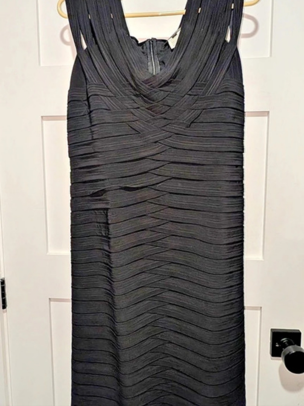 Frank Lyman Ruched Midi Dress in Black Size 14, Like New